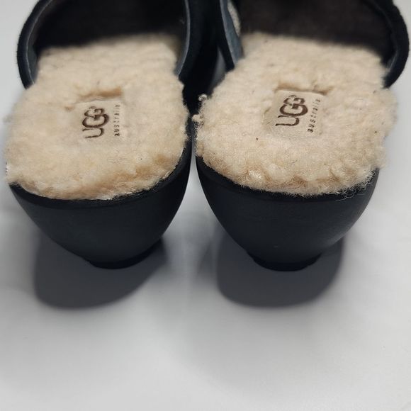 UGG Australia Black Suede platform mules - Picture 4 of 9
